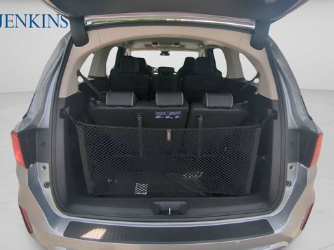 New 2026 Honda Odyssey Touring image 13