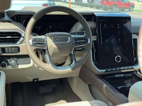 New 2026 GMC Yukon Denali w/ Sun & Power Step Package AWD/4WD image 12