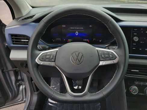 Used 2023 Volkswagen Taos SE FWD image 27