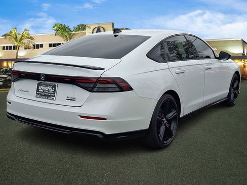 Used 2023 Honda Accord Sport image 7
