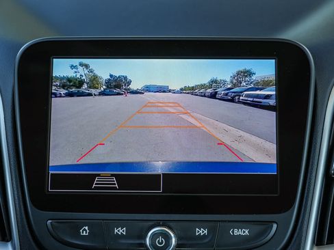 Used 2023 Chevrolet Malibu LS FWD image 23