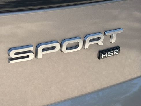 Used 2021 Land Rover Range Rover Sport HSE Silver Edition image 11