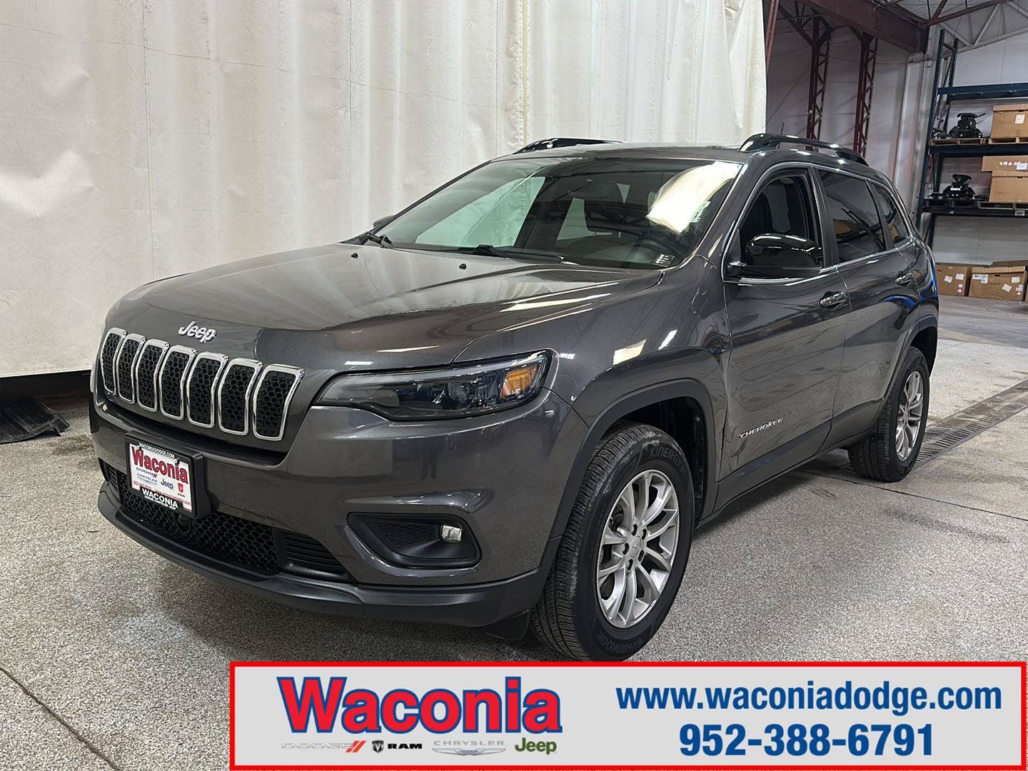Used 2022 Jeep Cherokee Latitude Lux w/ Sun & Sound Group AWD/4WD image 1