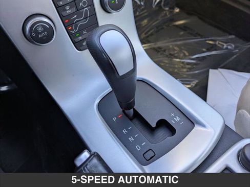 Used 2012 Volvo C70 T5 image 15