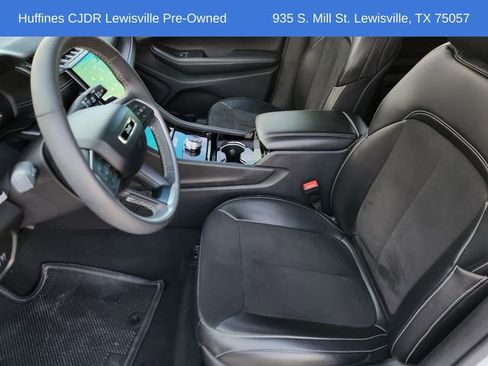 Used 2023 Jeep Grand Cherokee Altitude image 13