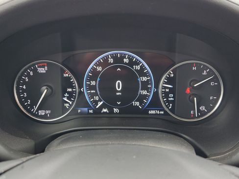 Certified 2024 Buick Enclave Avenir w/ Avenir Technology Package image 19