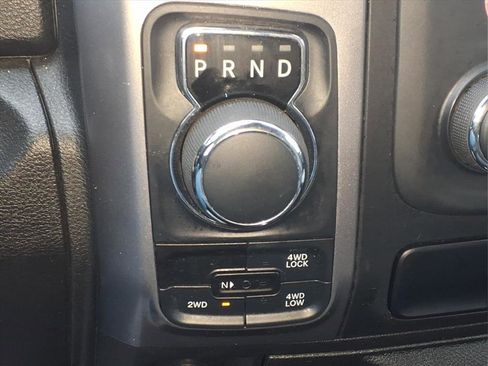 Used 2024 RAM 1500 Classic SLT image 25