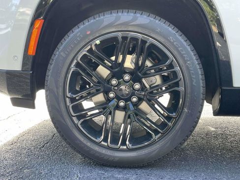 New 2025 Jeep Wagoneer Series II w/ Premium Group I image 44