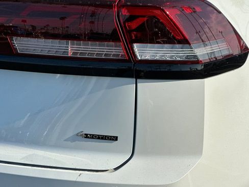 New 2026 Volkswagen Atlas Cross Sport SEL R-Line AWD/4WD image 7