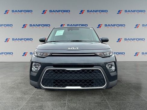 Used 2022 Kia Soul LX w/ Technology Package image 8