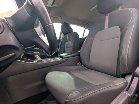 Used 2021 Nissan Sentra SV image 17