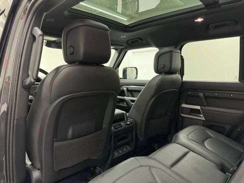 Used 2024 Land Rover Defender 110 SE AWD/4WD image 13