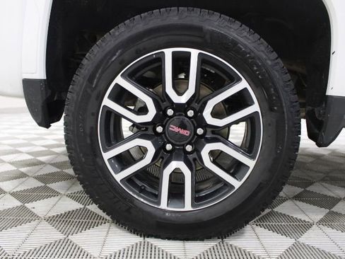 Used 2024 GMC Sierra 1500 AT4 w/ Technology Package image 46