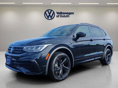 Certified 2024 Volkswagen Tiguan SE R-Line