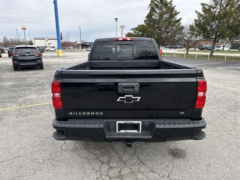 Used 2018 Chevrolet Silverado 1500 LT w/ Midnight Edition image 21