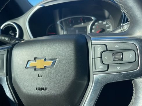 Used 2020 Chevrolet Blazer LT image 19