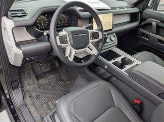 New 2025 Land Rover Defender 90 X-Dynamic SE AWD/4WD video 3
