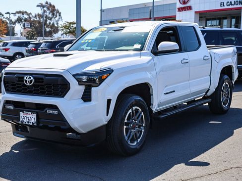 Certified 2024 Toyota Tacoma TRD Sport AWD/4WD image 20