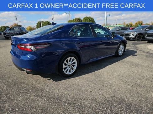 Used 2023 Toyota Camry LE image 18