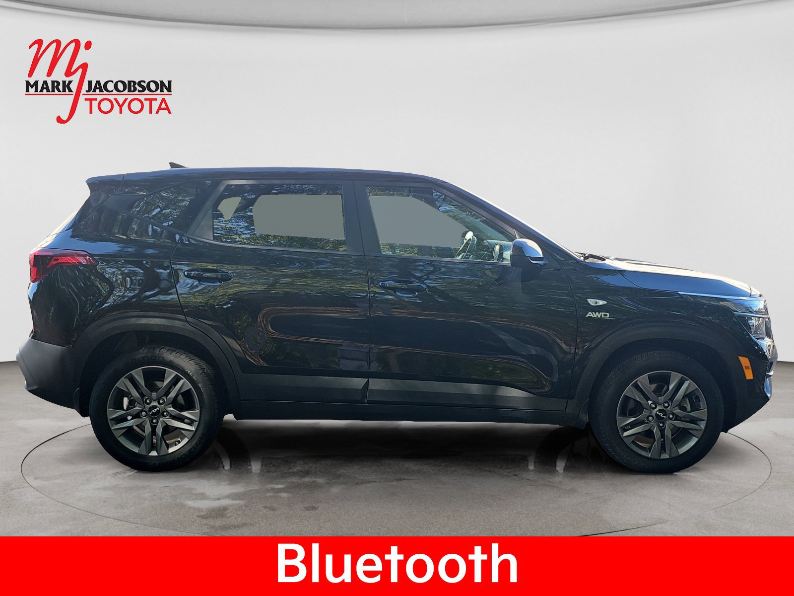 Used 2023 Kia Seltos LX AWD/4WD image 7