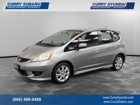 Used 2010 Honda Fit Sport image 1
