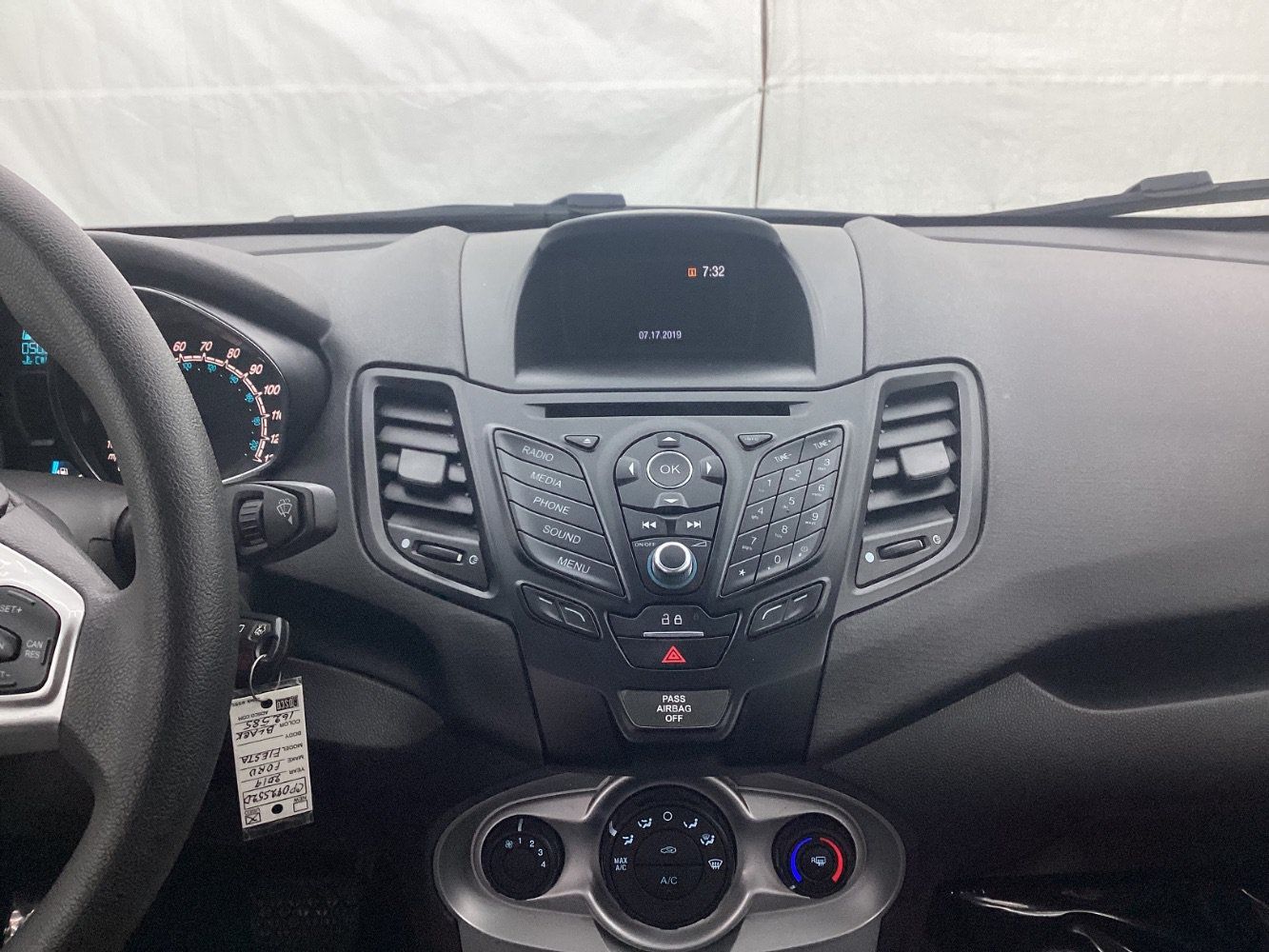 Used 2019 Ford Fiesta SE FWD image 28