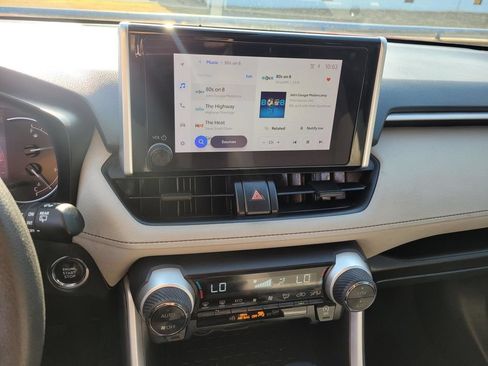 Used 2023 Toyota RAV4 XLE w/ Convenience Package FWD image 24