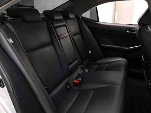 Used 2016 Lexus IS 200t RWD image 34