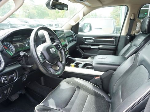 Used 2020 RAM 1500 Laramie AWD/4WD image 15