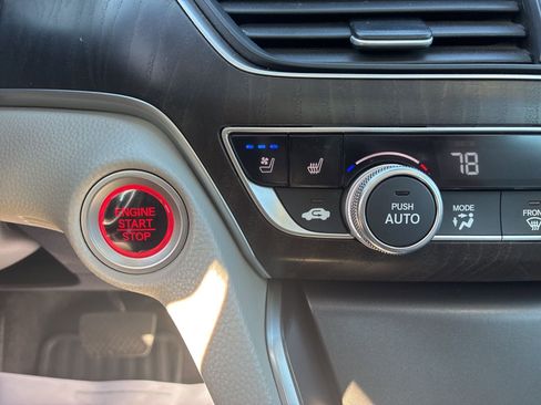 Used 2020 Honda Accord Touring image 22