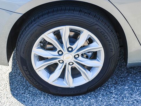 Used 2024 Chevrolet Malibu LT image 12