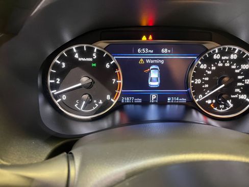 Used 2025 Nissan Altima 2.5 SV image 40