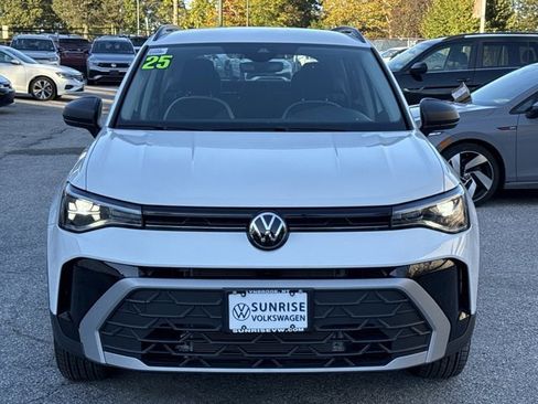 Used 2025 Volkswagen Taos S image 2