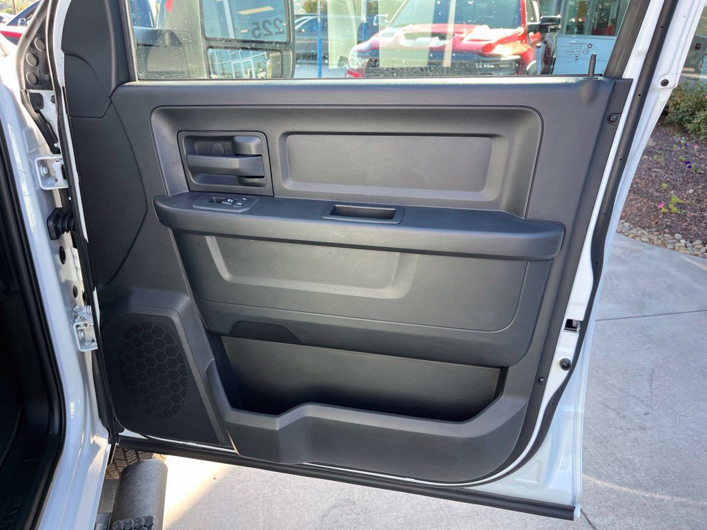 New 2027 RAM 3500 Tradesman AWD/4WD image 29