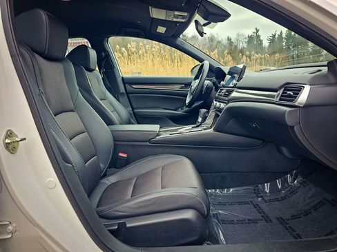 Used 2019 Honda Accord Sport image 37