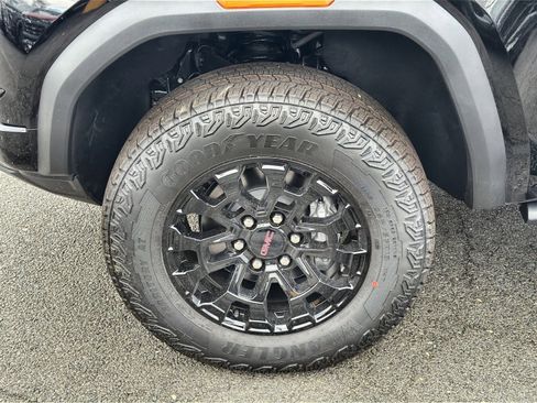 New 2026 GMC Canyon Elevation image 12