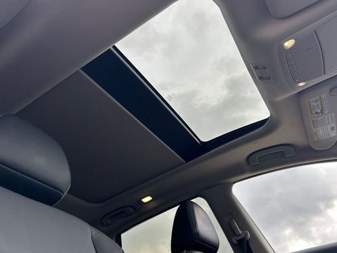 Used 2022 Nissan Murano Platinum w/ Cargo Package image 16