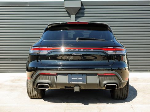 Certified 2025 Porsche Macan image 6