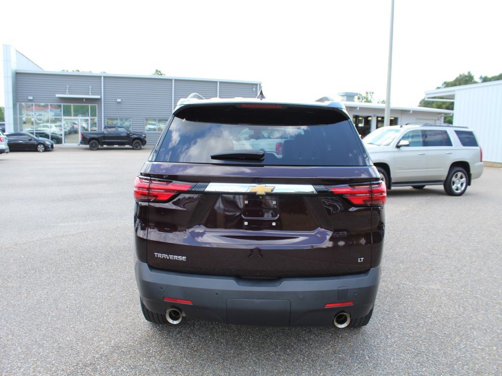 Used 2022 Chevrolet Traverse LT FWD image 8