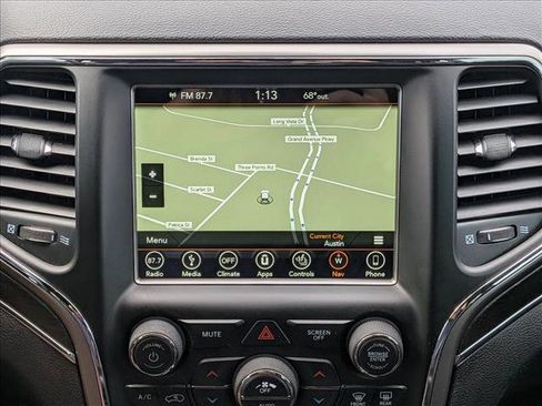 Used 2018 Jeep Grand Cherokee Limited image 14