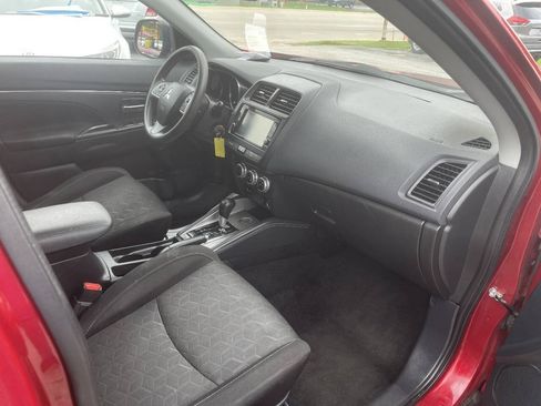 Used 2020 Mitsubishi Outlander Sport ES FWD image 26