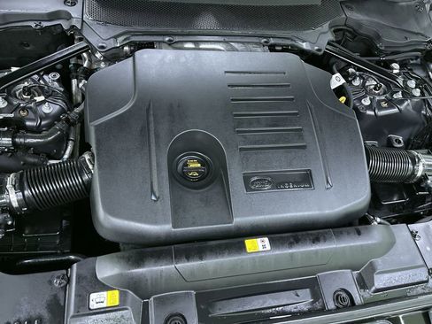 Used 2022 Land Rover Range Rover Sport HST image 30