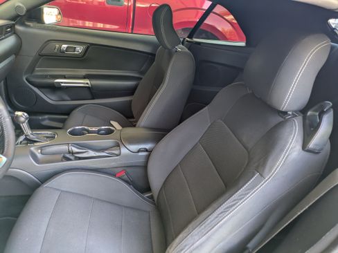 Used 2015 Ford Mustang Convertible w/ Equipment Group 051A RWD image 15