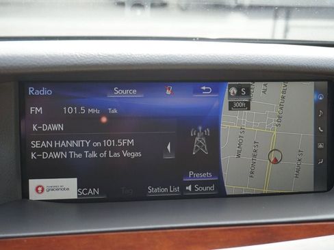 Used 2017 Lexus LS 460 image 34