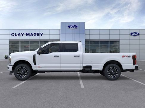 New 2026 Ford F350 Platinum w/ FX4 Off-Road Package image 3