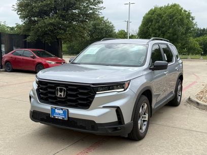 Used 2025 Honda Pilot Sport
