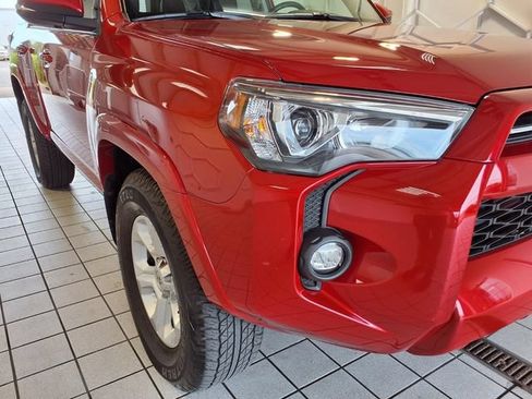 Used 2023 Toyota 4Runner SR5 Premium w/ Moonroof Package RWD image 25