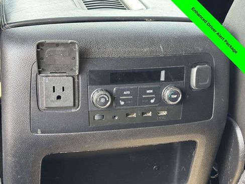 Used 2018 GMC Yukon Denali w/ Open Road Package image 34