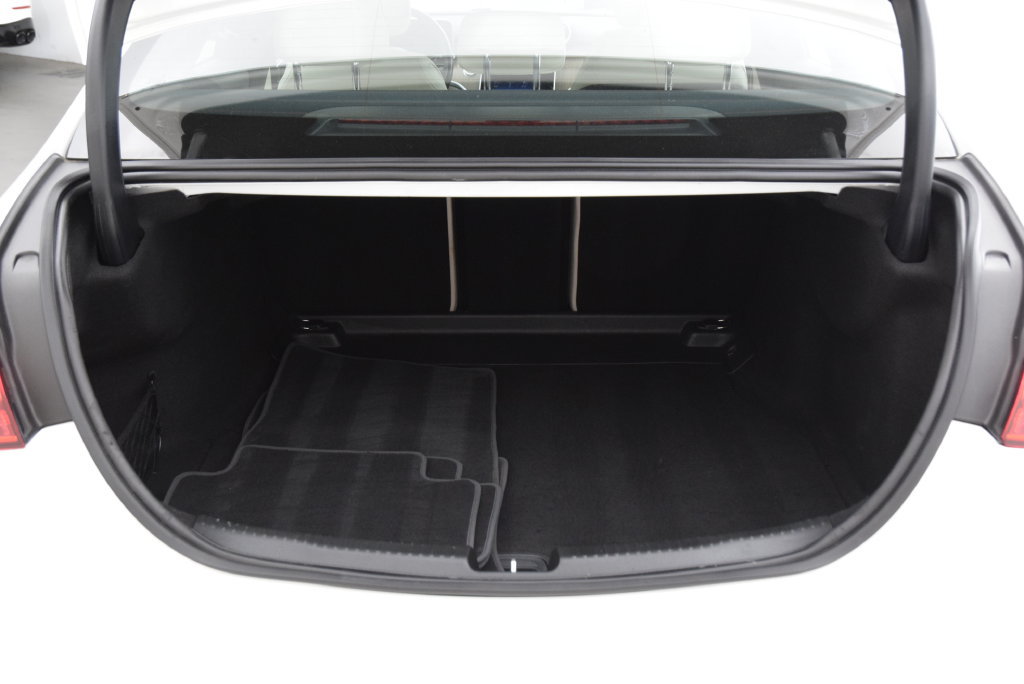 Used 2024 Mercedes-Benz C 300 Sedan image 29