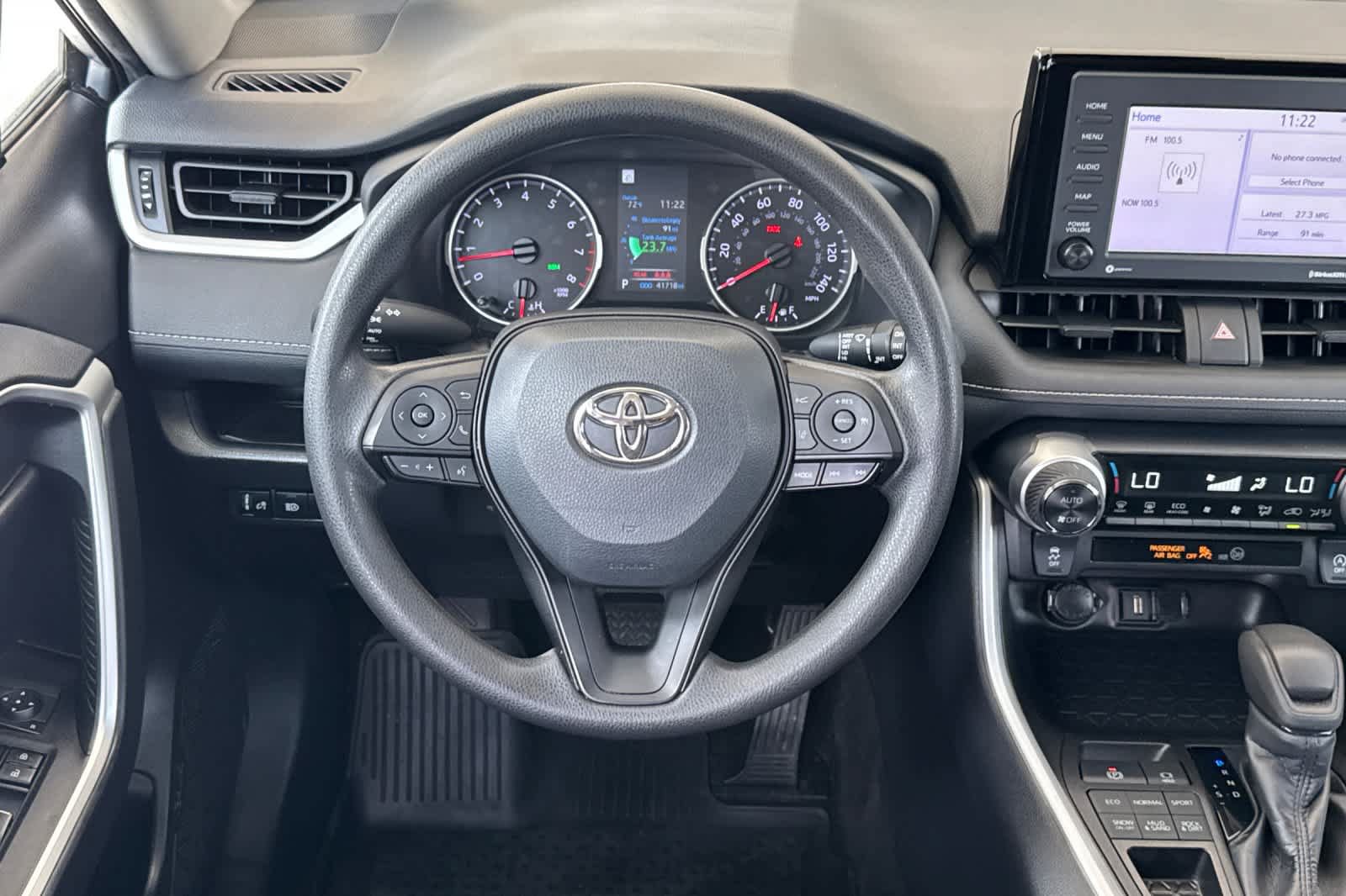 Used 2022 Toyota RAV4 XLE AWD/4WD image 14